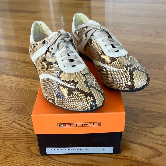 Stylish Snake Print Sneakers for Men, made in Italy, brand new - Picture 2 of 3